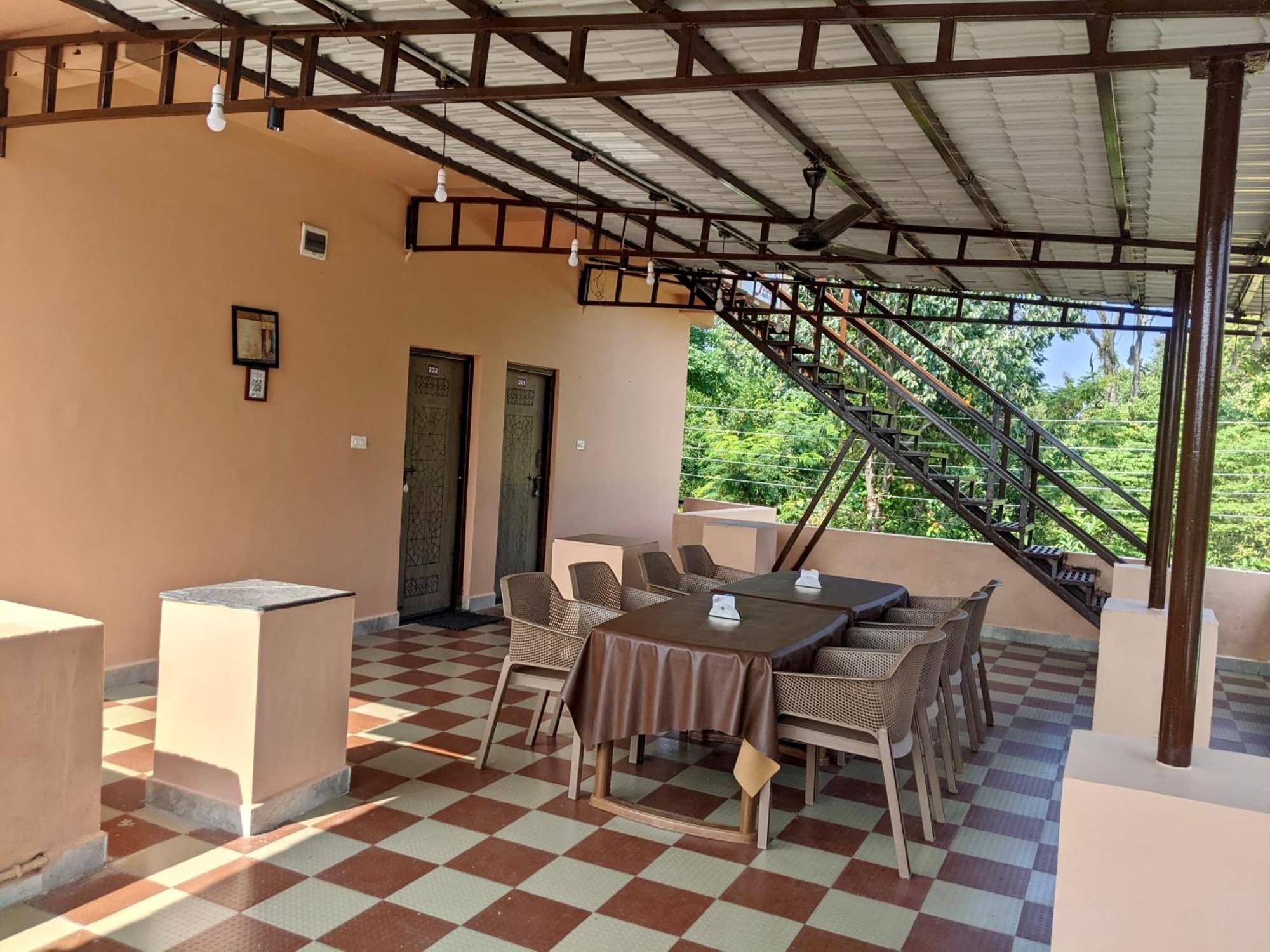 Erisha Tadoba Hotel Mohurli Bagian luar foto
